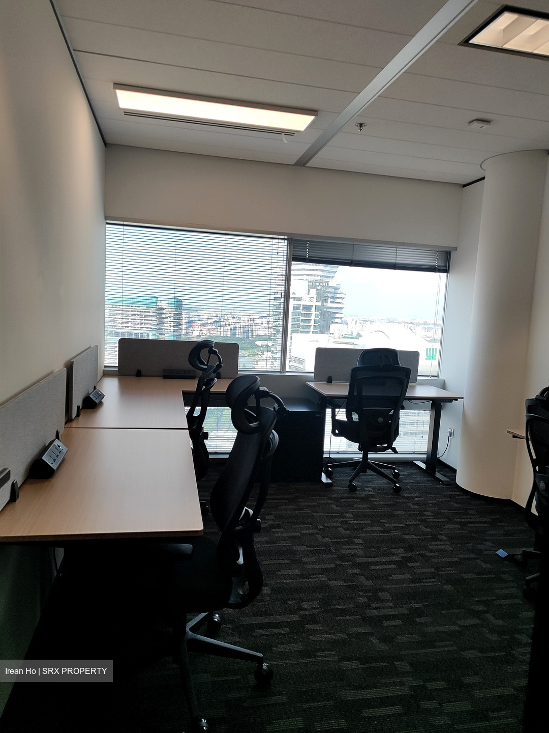 Gateway East (D7), Office #489314701